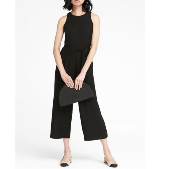 Banana Republic Wide Leg Stretchy Crop Length Jumpsuit Black Size M - Picture 1 of 14